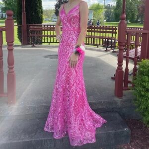 Ellie Wilde EW122022 Dress in Hot Pink